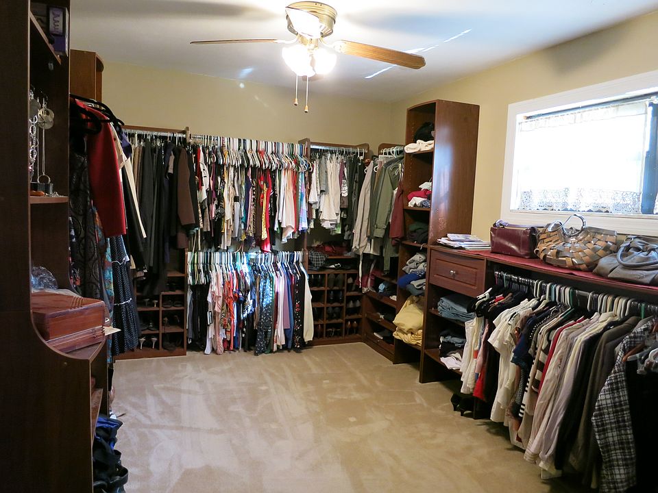 1st image of 3904 Virginia Dr