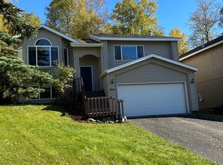 18851 Katelyn Cir, Eagle River, AK 99577