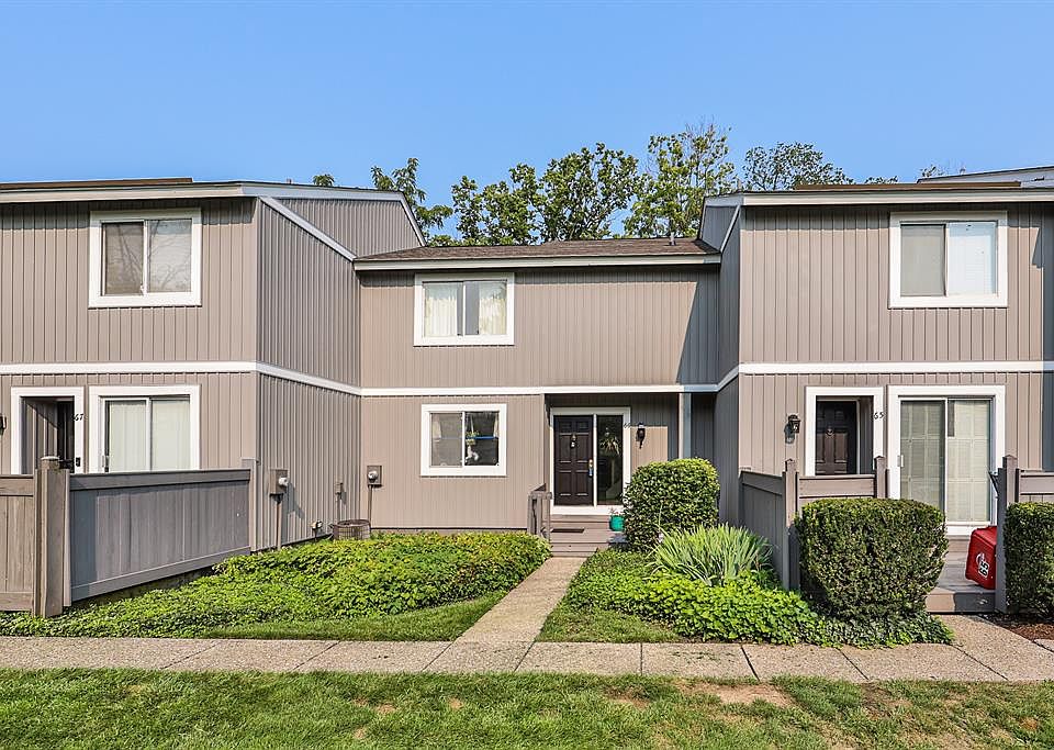 1st image of 66 Twin Lakes Dr