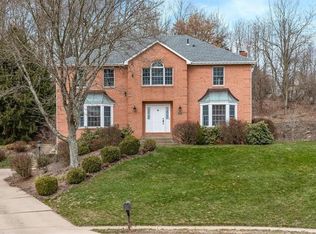 120 Foxwood Dr, Wexford, PA