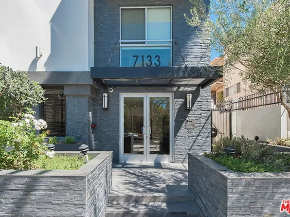 7133 Hawthorn Ave, Los Angeles, CA