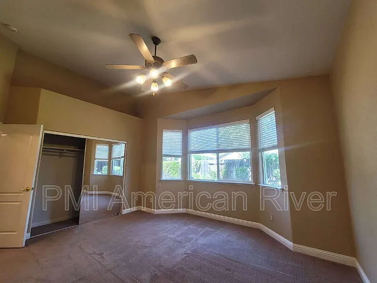 10920 Bellone Way — Photo 6
