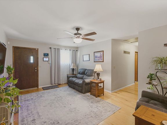 5th image of 4621 W 13th St N