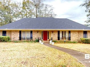 4050 Westmoreland Dr S, Mobile, AL 36609