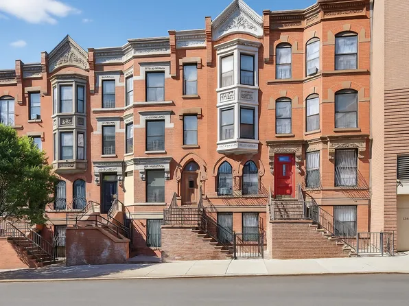 49 Bradhurst Avenue image 2 of 33