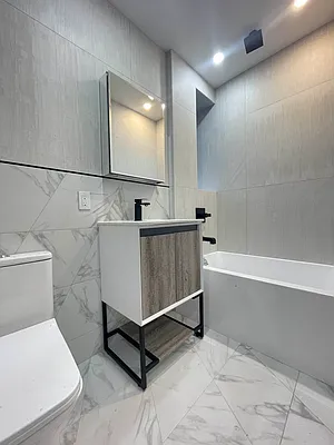 Rented by Artur Gutman, LREB | media 5