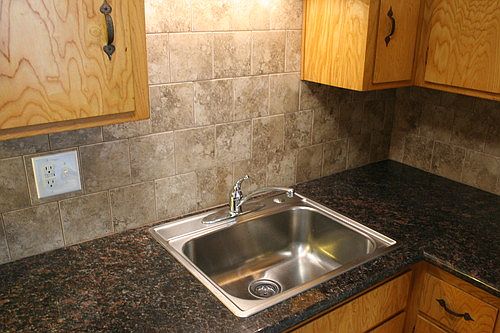 5th image of 578 Green Ave APT 1