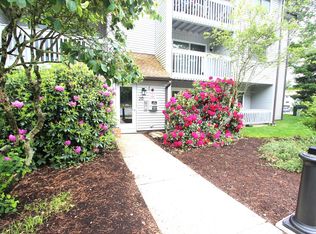 Franklin Crossing Condominiums, Franklin, MA 02038