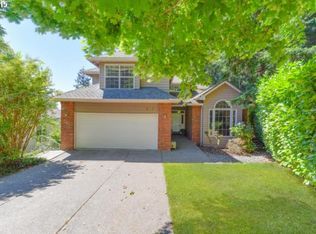 327 Cervantes, Lake Oswego, OR 97035
