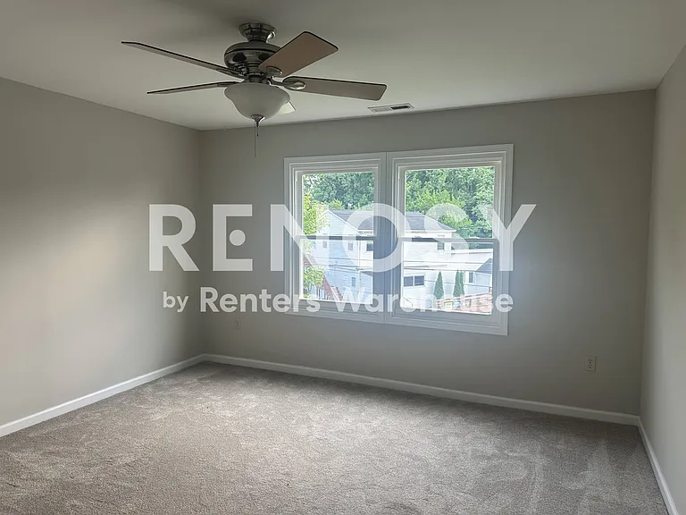 8900 Millers Island Blvd — Photo 23