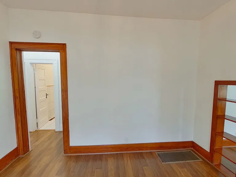 1625 S Hydraulic Ave — Photo 3