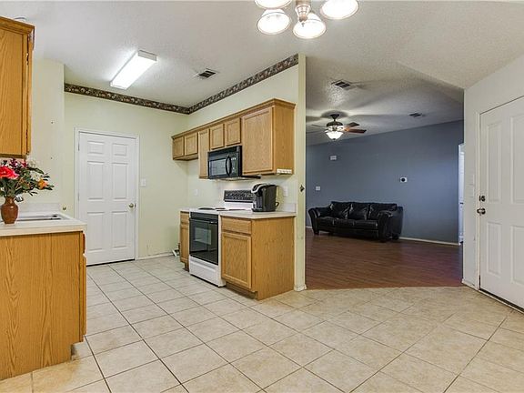 5th image of 5620 Eastwedge Dr