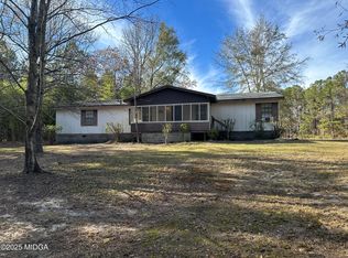 362 Old Macon Rd, Gray, GA 31032