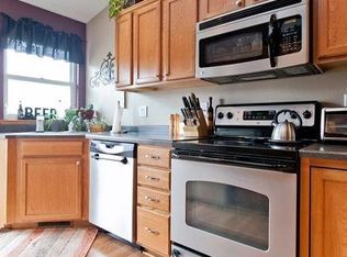 1400 Easton Ln, North Liberty, IA 52317