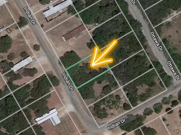 724 Indian Dr, Granbury, TX 76048