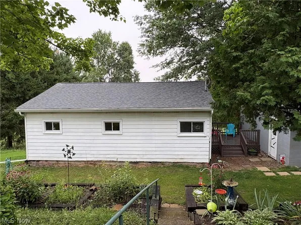 750 Springview St, East Liverpool, OH 43920