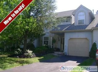 5 Spruce Ct, Newtown, PA 18940