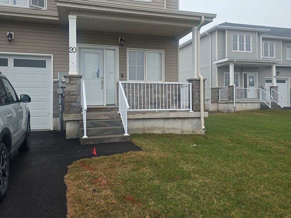 1st image of 20 Lincoln Dr