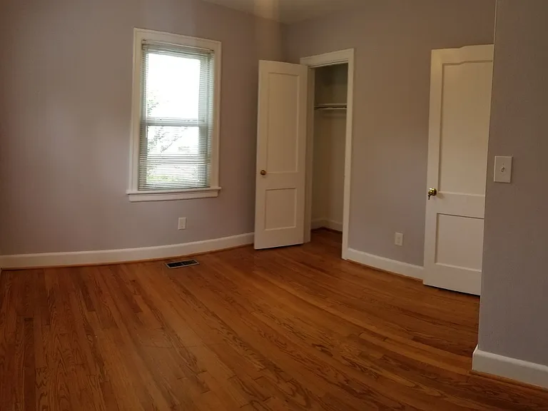 702 Tanyard St — Photo 8