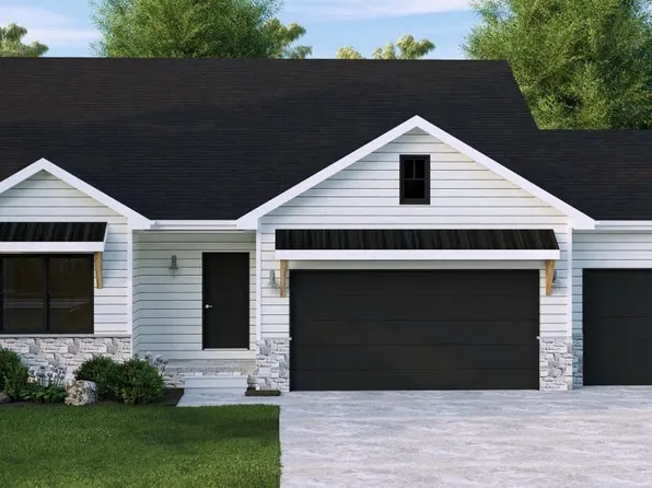 8922 Von St, Papillion, NE 68046