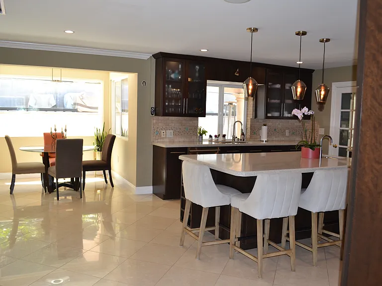 Kitchen, breakfast nook