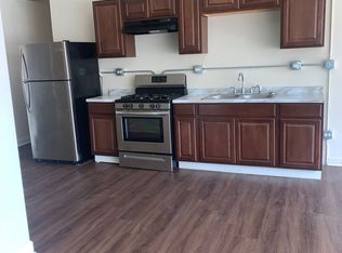 2744 W 18th St, Chicago, IL 60608