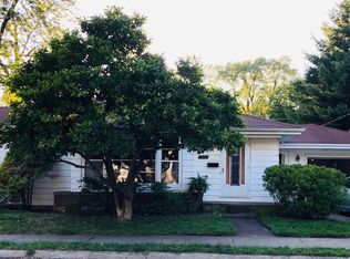 98 S 3rd Ave, Lombard, IL