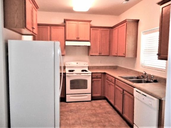 3rd image of 4208 Waterlyn Ct