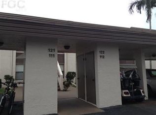 5650 Trailwinds Dr APT 112, Fort Myers, FL 33907