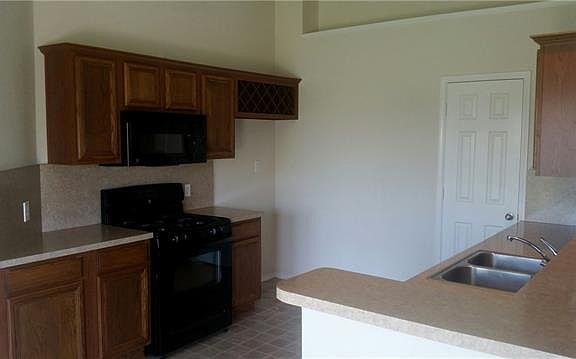 5th image of 1725 Green Terrace Dr