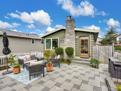 19501 26th Avenue NW, Shoreline, WA, 98177