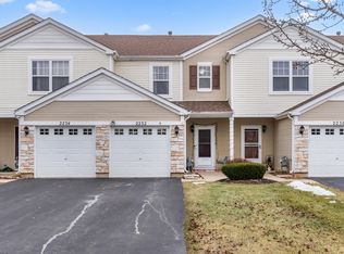 2232 Flagstone Ln, Carpentersville, IL 60110