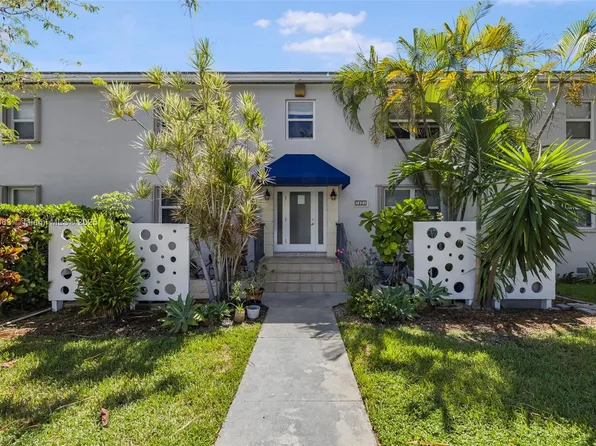 7621 SW 55th Ave #24D, Miami, FL 33143