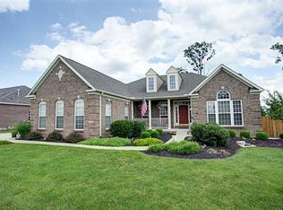 211 Summerford Pl, Dayton, OH 45458