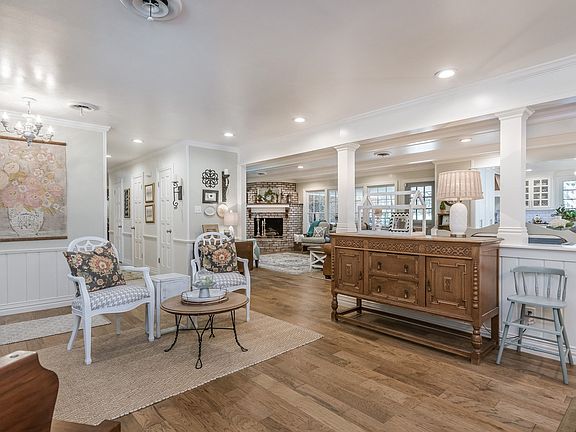 4th image of 4605 Olsen Blvd
