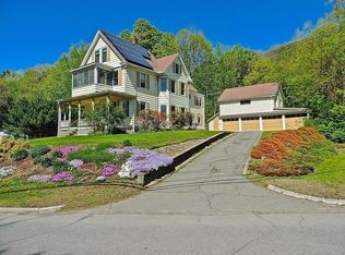33 S Maple St, Shelburne Falls, MA 01370