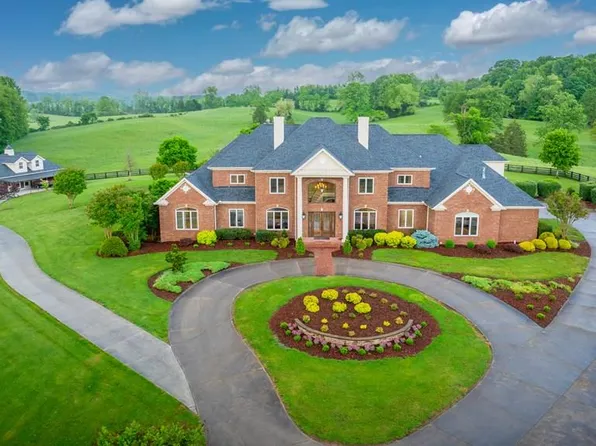 5325 Reserve Blvd, Bristol, VA 24202