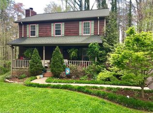 5987 Honeycomb Ln, Pfafftown, NC 27040