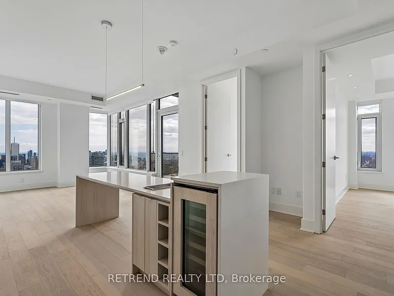 11 Yorkville Ave #5709 — Photo 22
