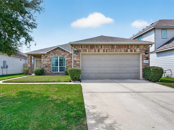 12335 King Henry Dr, Houston, TX 77044