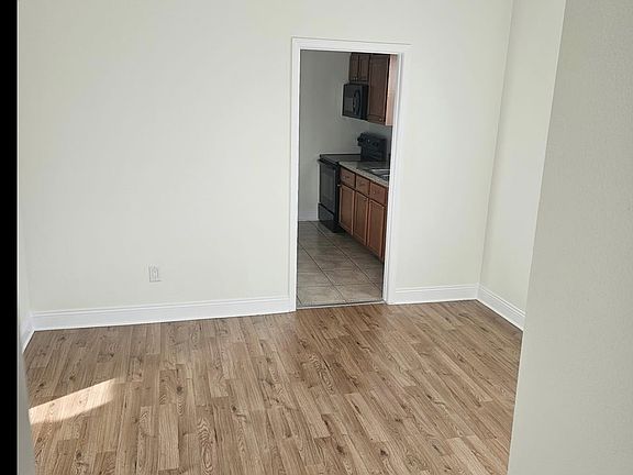5th image of 1354 Aviators St #A