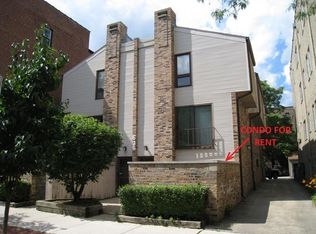 636 W Buckingham Pl, Chicago, IL 60657