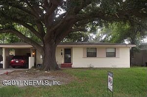 1st image of 2717 Columbine Dr N