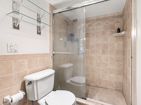 5th image of 750 SE 6th Avenue #125
