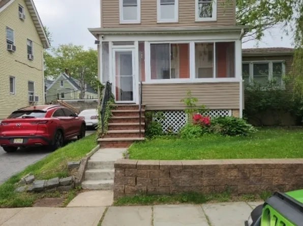 132 Eppirt St, East Orange City, NJ 07018