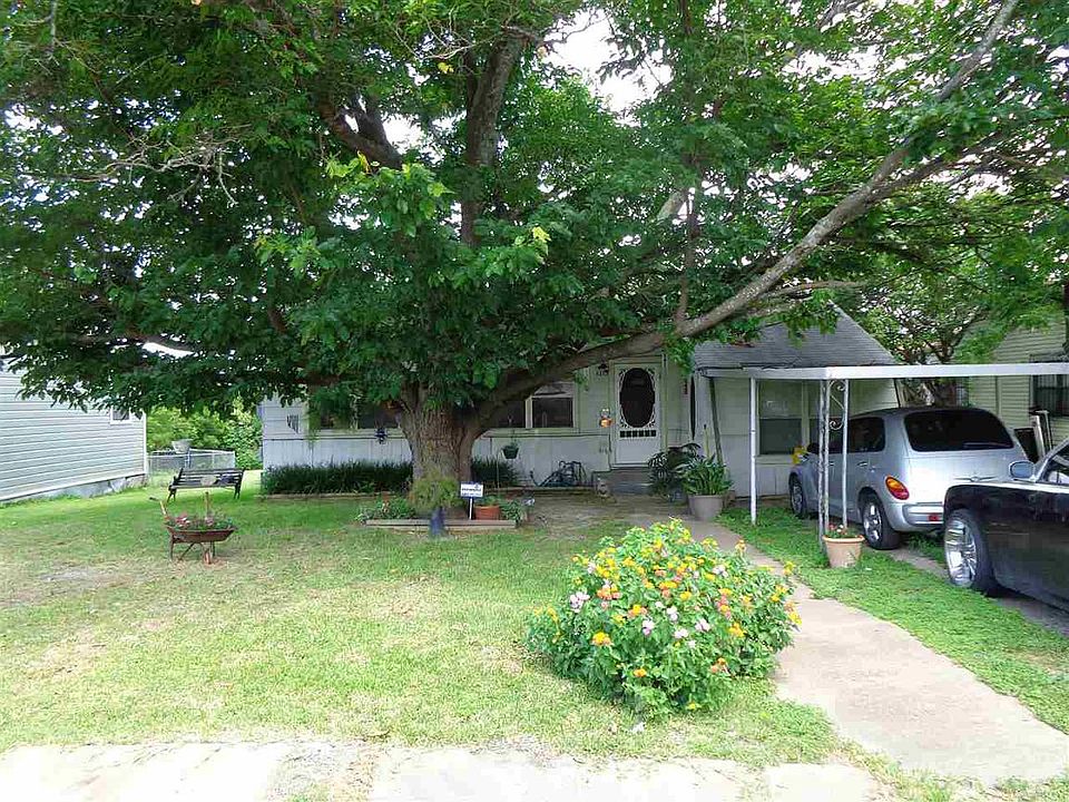 1st image of 4323 Memorial Dr