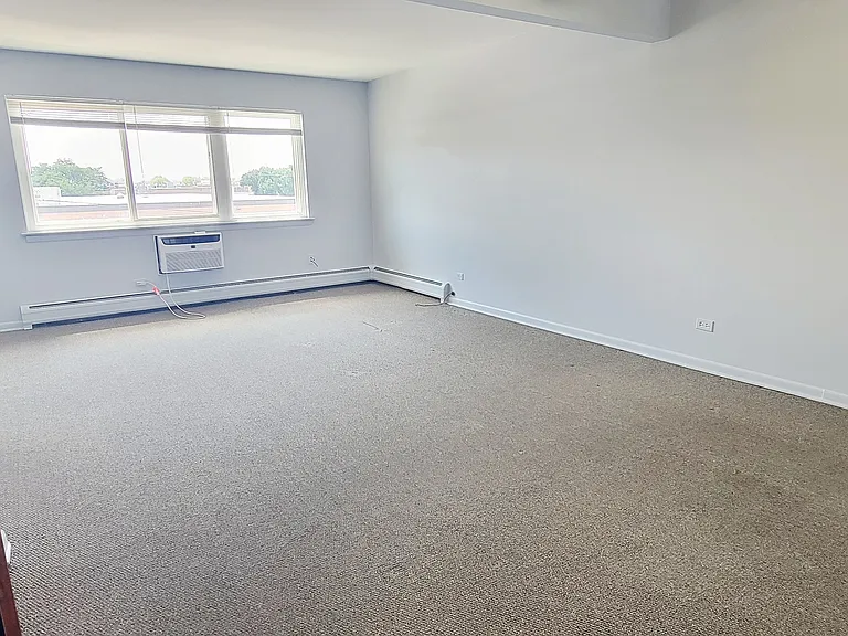 9220 Seymour Ave #2W — Photo 3