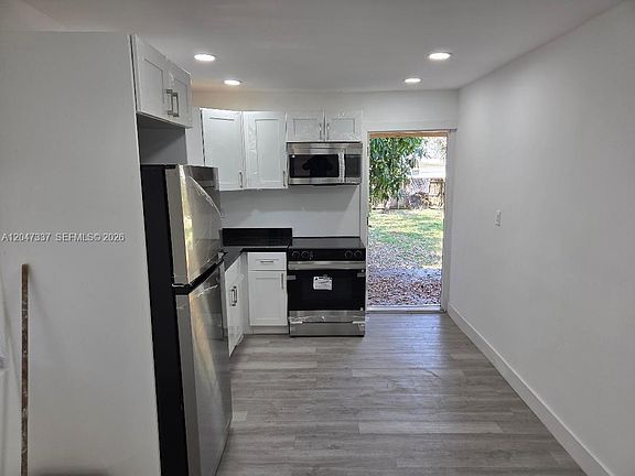 4th image of 2911 NW 30th St
