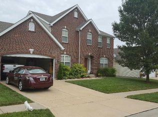 1628 Emerald Creek Dr, Florissant, MO 63031