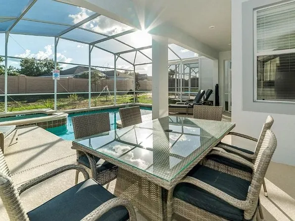 1638 Moon Valley Dr, Davenport, FL 33896